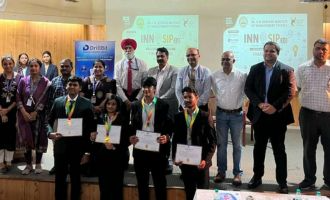 MET AMDC Student Darsh Patel Wins Best Project